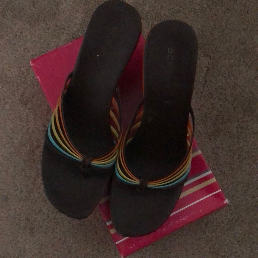 BCBG Wedges